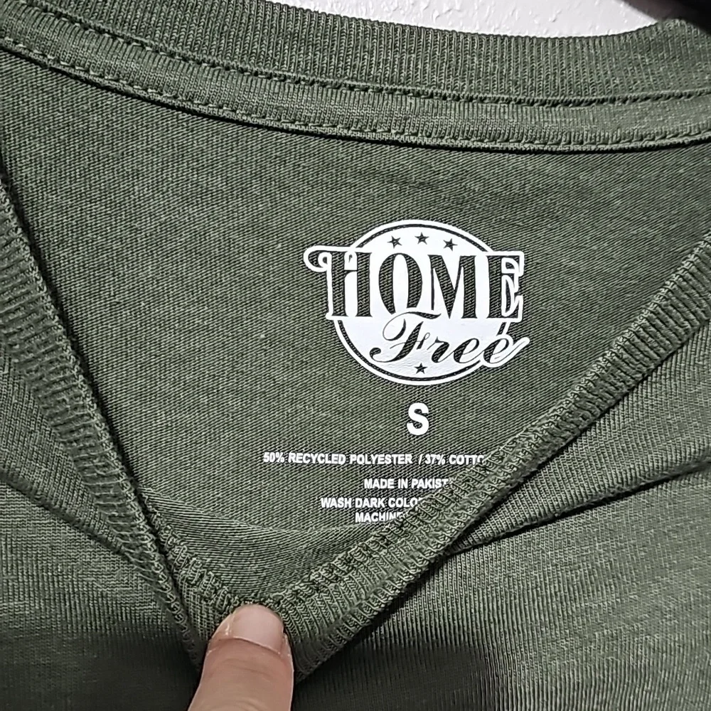 Nwt home free super soft Arkansas t-shirt - Picture 4 of 5